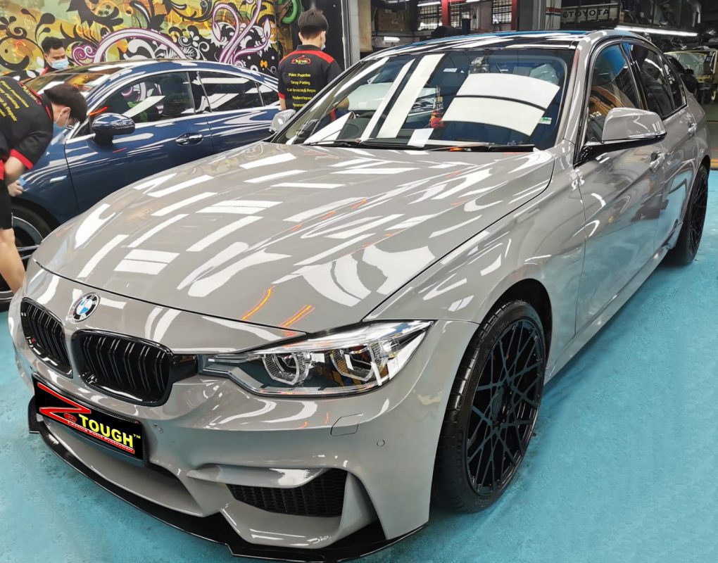 BMW 330i, sealed with ZeTough Ceramic at Revol Carz.