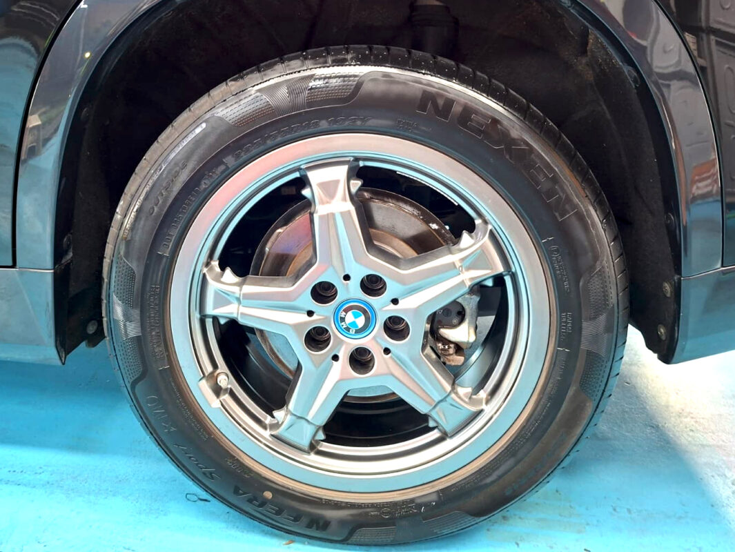 The BMW iX1 with its fresh, coated finish.