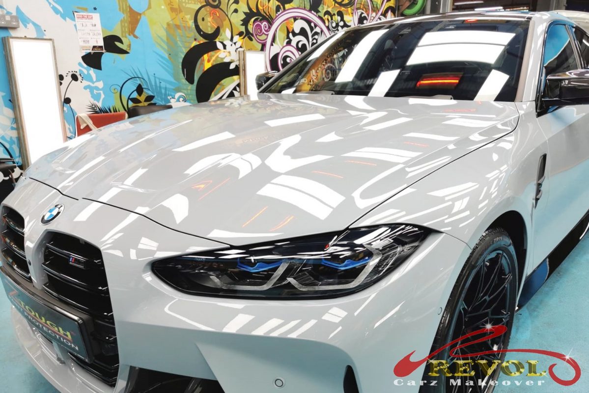 Front view of the BMW M3 Competition after the ceramic coating.