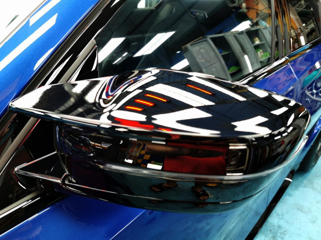 Side panel of the BMW M3 with the ceramic finish locked in.