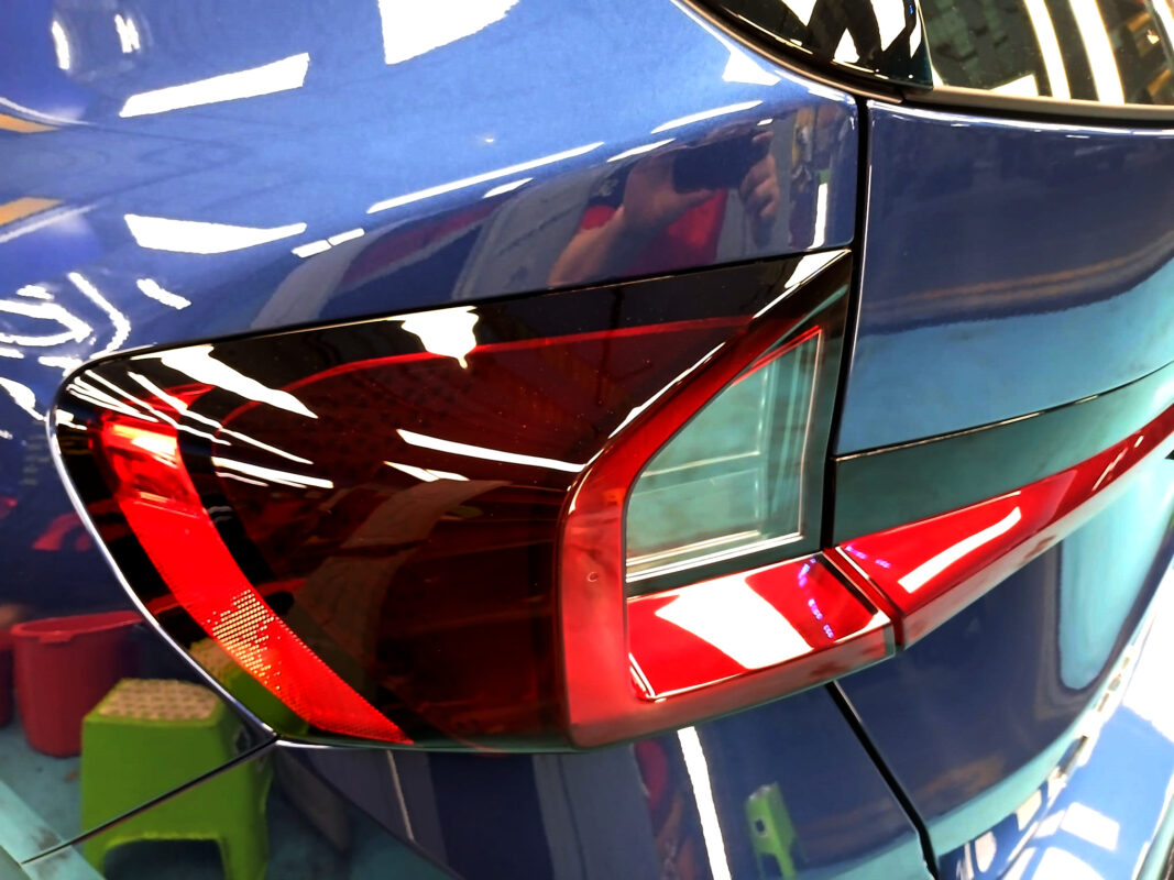 Front three-quarter view of the BMW X1 after coating.