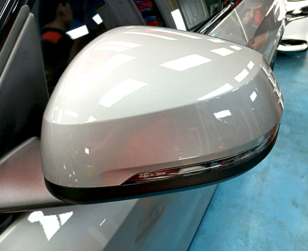 Detailed exterior of the BMW X1.