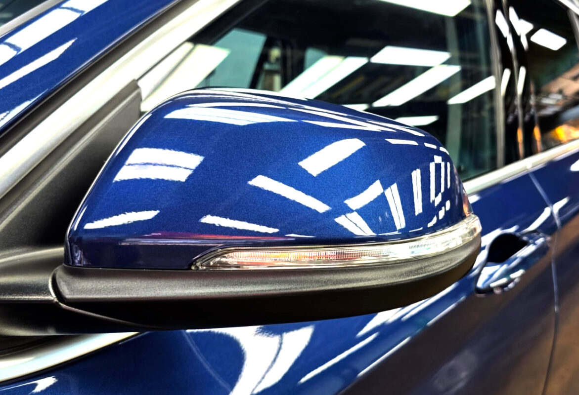 Side panel of the BMW X1 with the ceramic finish locked in.