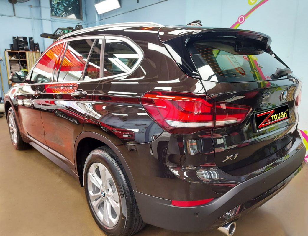 Detail of the X1's bodywork after the coating.