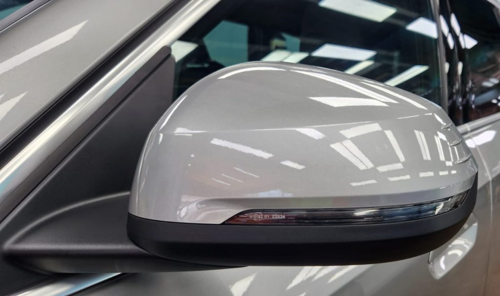 Side panel of the BMW X1 with the ceramic finish locked in.