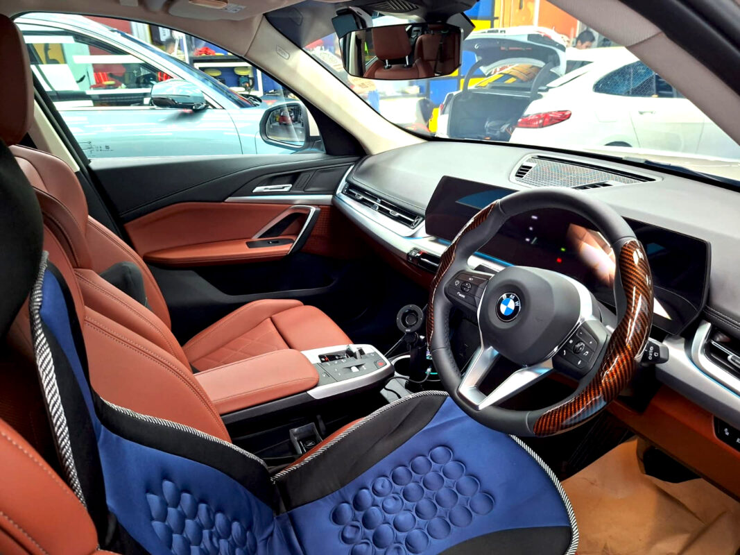 The BMW X1's protected, high-gloss finish.