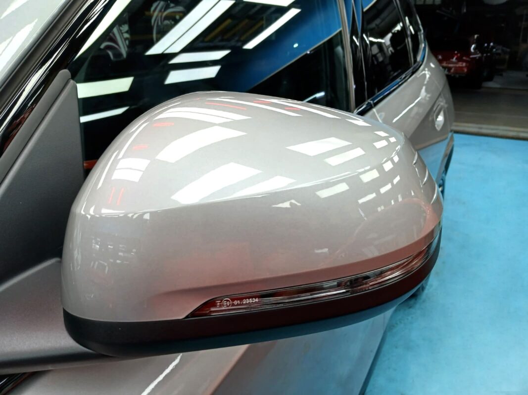 Side panel of the BMW X1 with the ceramic finish locked in.