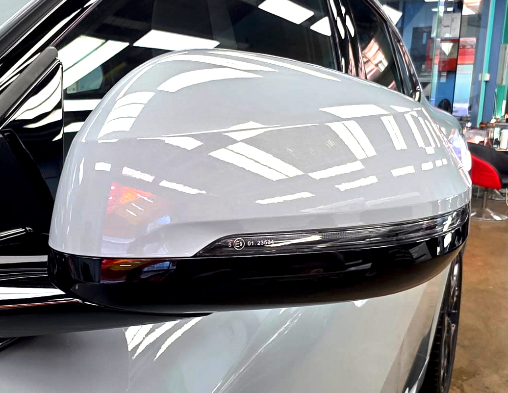 Side panel of the BMW X2 with the ceramic finish locked in.