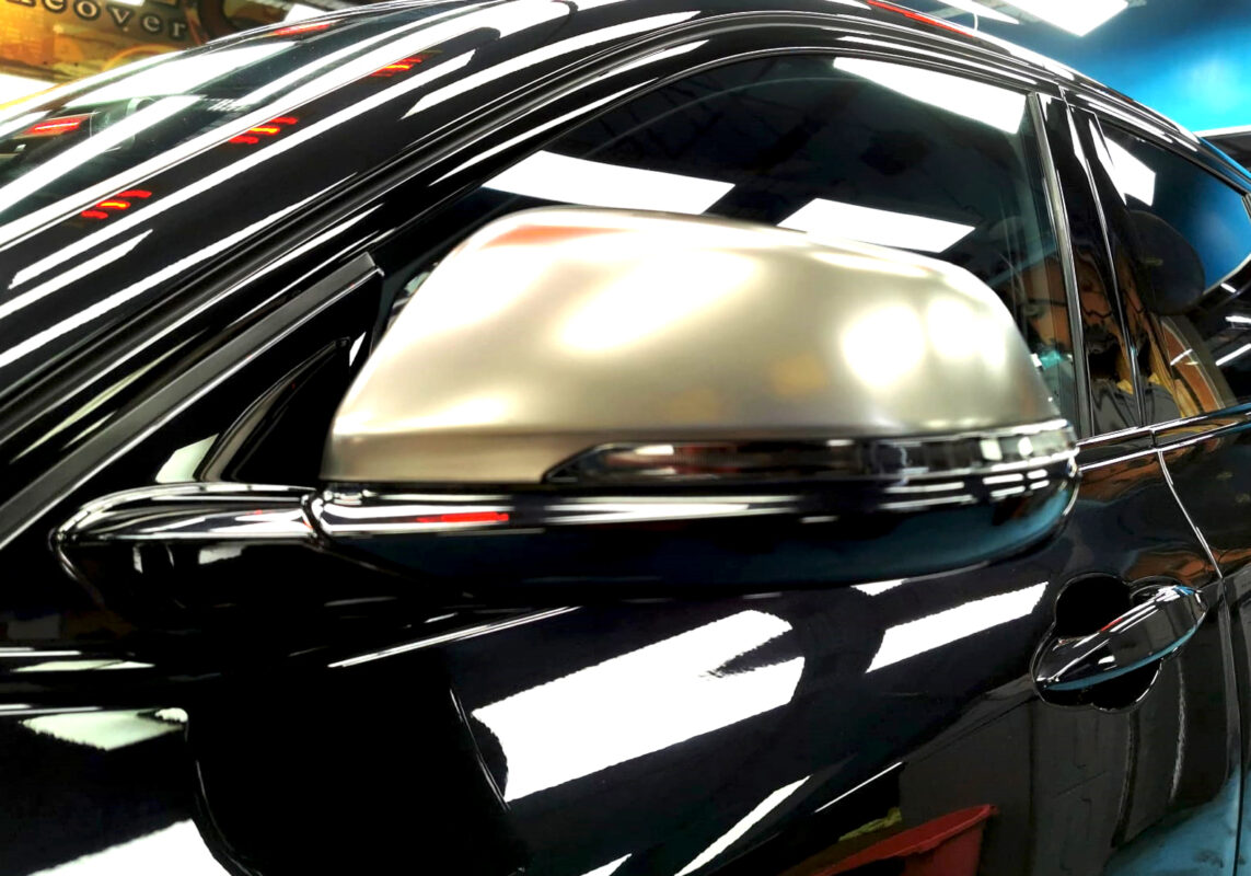 Detailed exterior of the BMW X2.