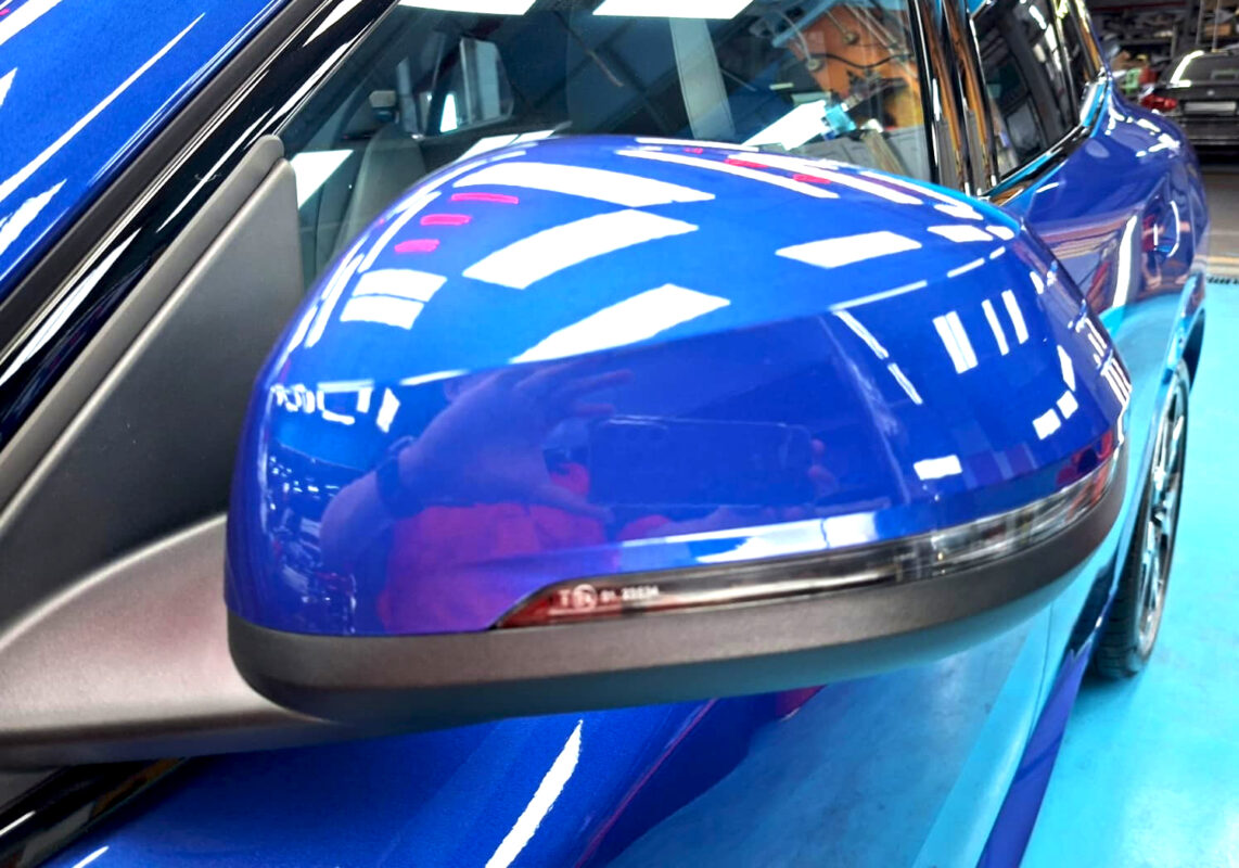 Detailed exterior of the BMW X2.