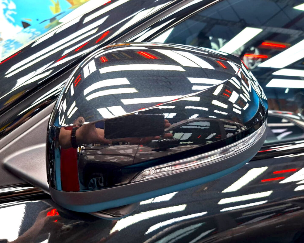 Detailed exterior of the BMW X2.