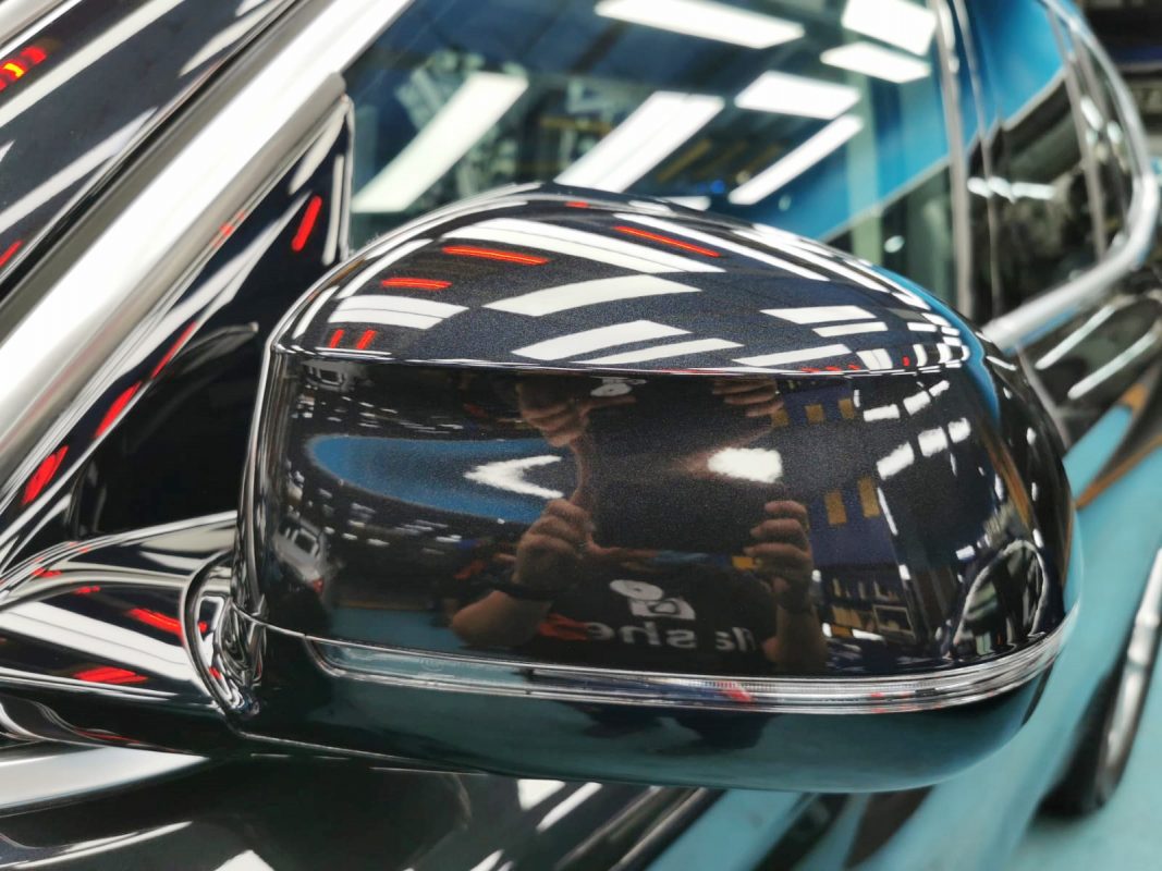 Front three-quarter view of the BMW X3 after coating.