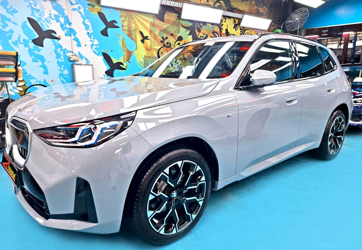 BMW X3, glossy after its ZeTough Ceramic coating.