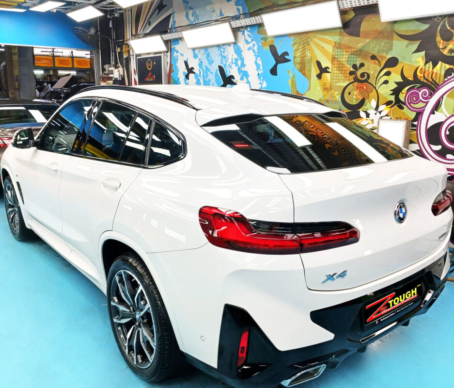 Front three-quarter view of the BMW X4 after coating.