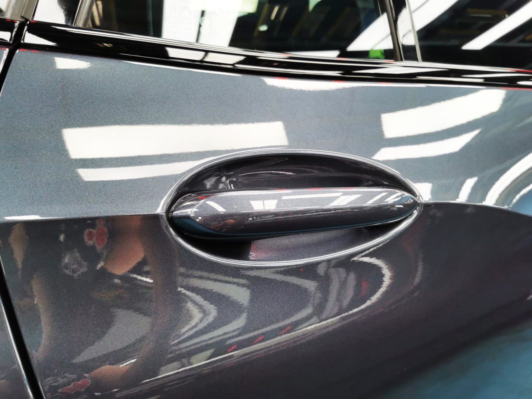 Front three-quarter view of the BMW X5 after coating.