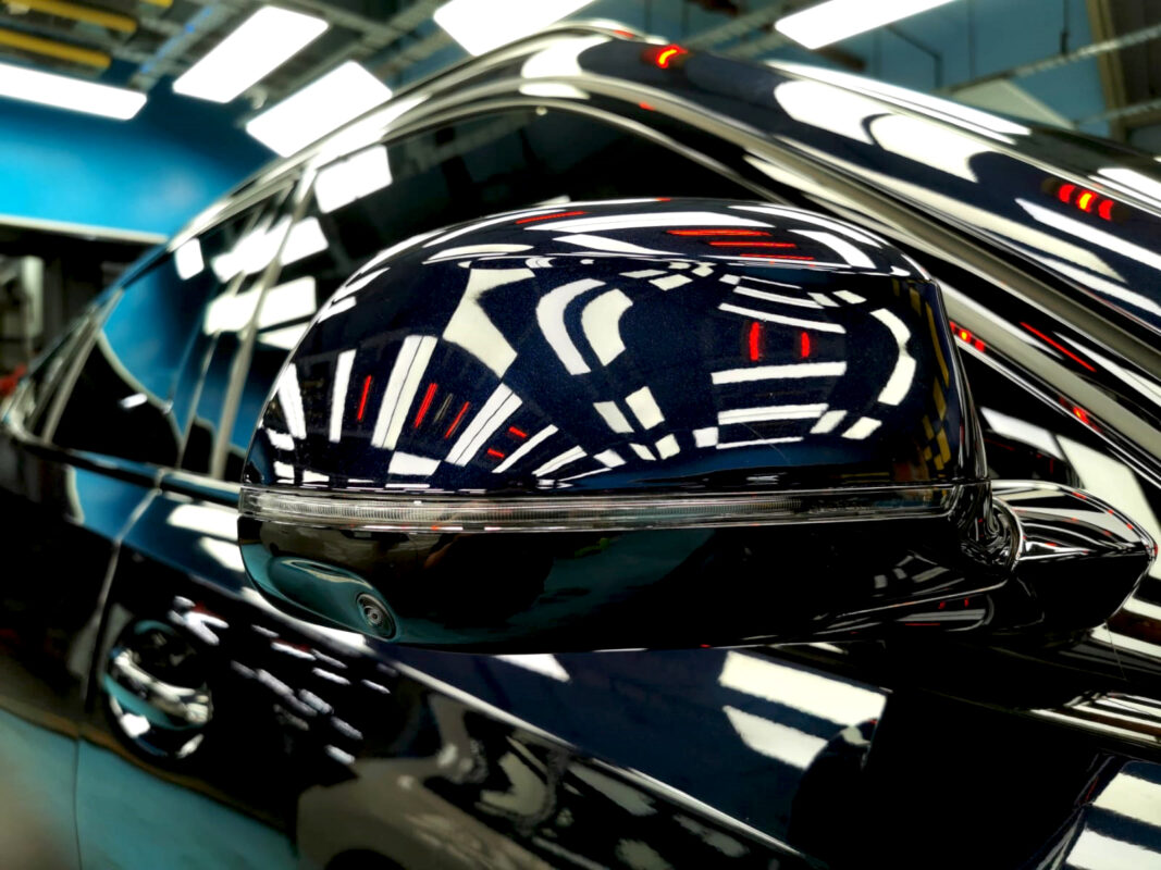 Side panel of the BMW X6 with the titanium finish locked in.