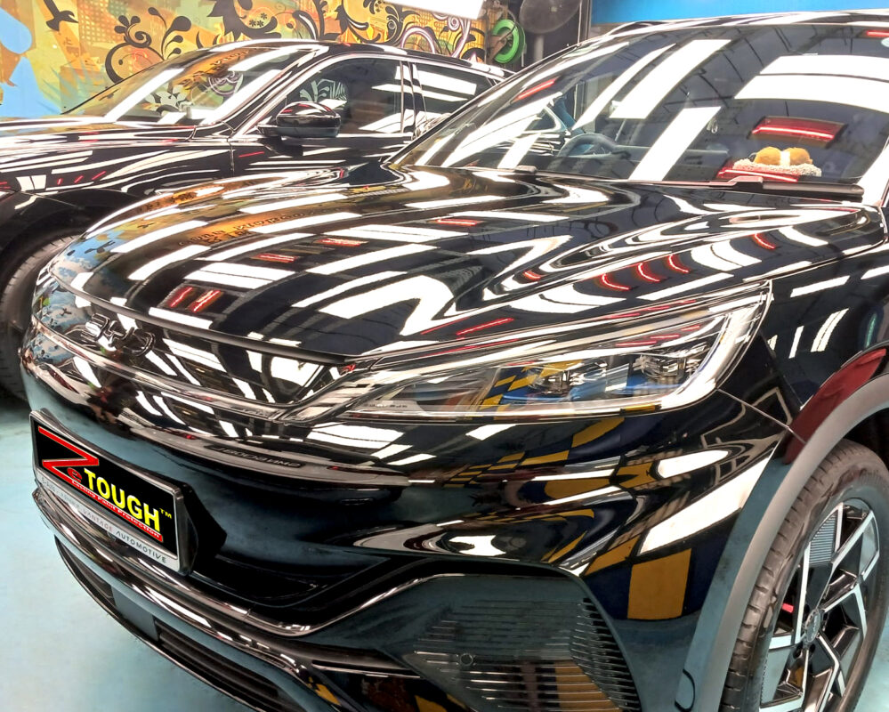 The BYD ATTO 3 from a side angle after the ceramic coating.