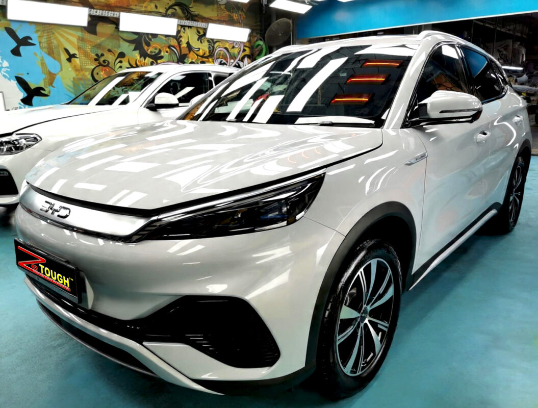 BYD Atto 3, glossy after its ZeTough Ceramic coating.