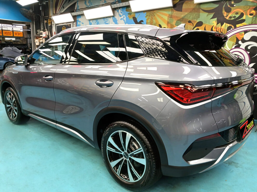 Rear quarter of the BYD ATTO 3, glossy and protected.