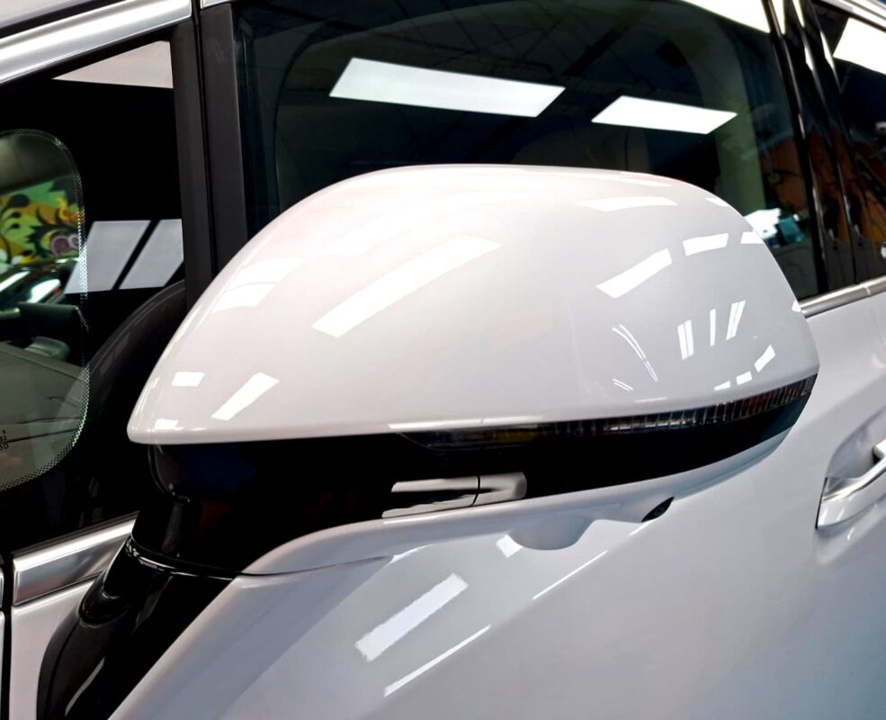 Detailed exterior of the BYD Denza D9.