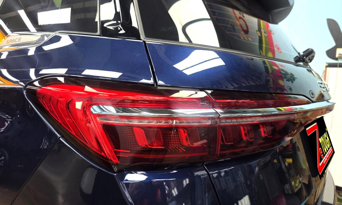 The finished BYD M6, glossy and protected.