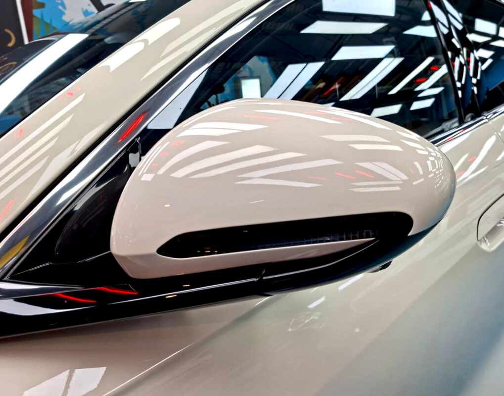Detailed exterior of the BYD Seal 6.