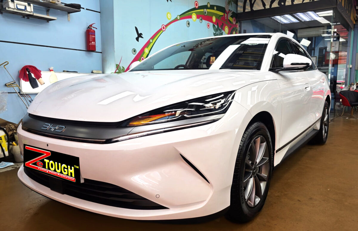 BYD Seal 6, glossy after its ZeTough Titanium coating.