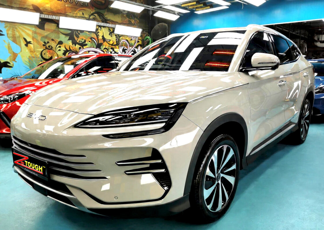 BYD Sealion 6, glossy after its ZeTough Ceramic coating.