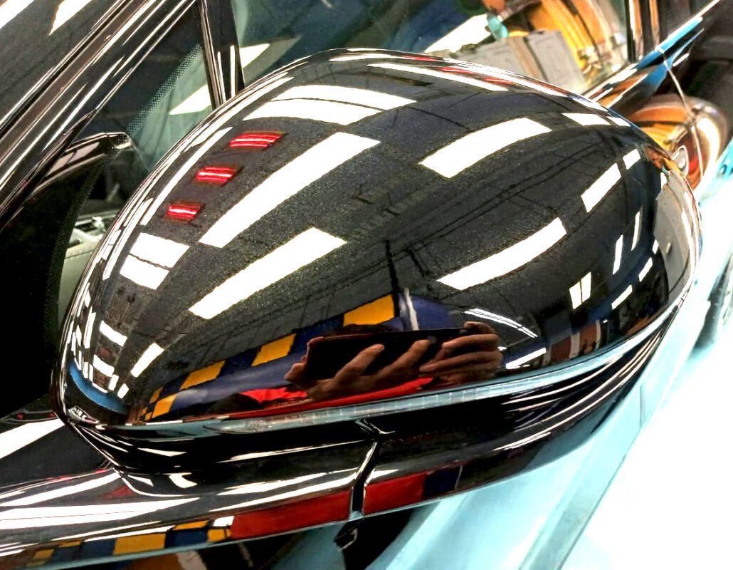 Side panel of the BYD Sealion 7 with the titanium finish locked in.