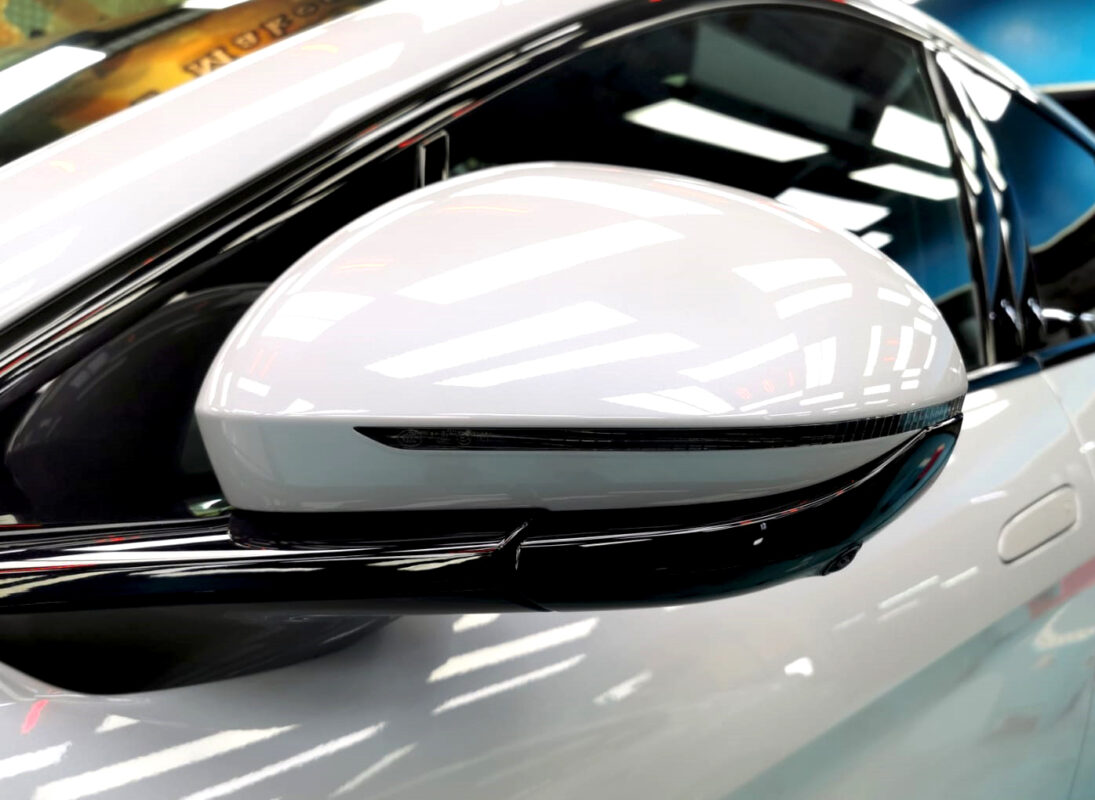Detailed exterior of the BYD Sealion 7.