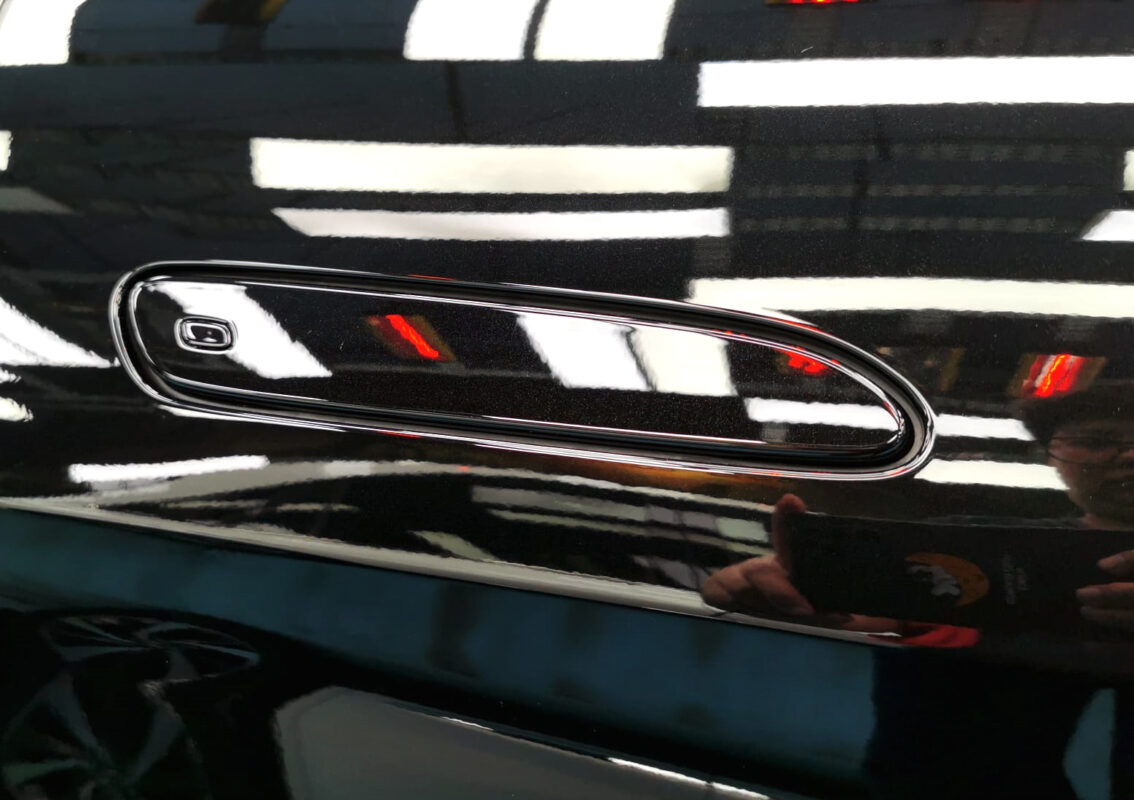 The coated paintwork of the BYD Sealion 7, clean and sharp.