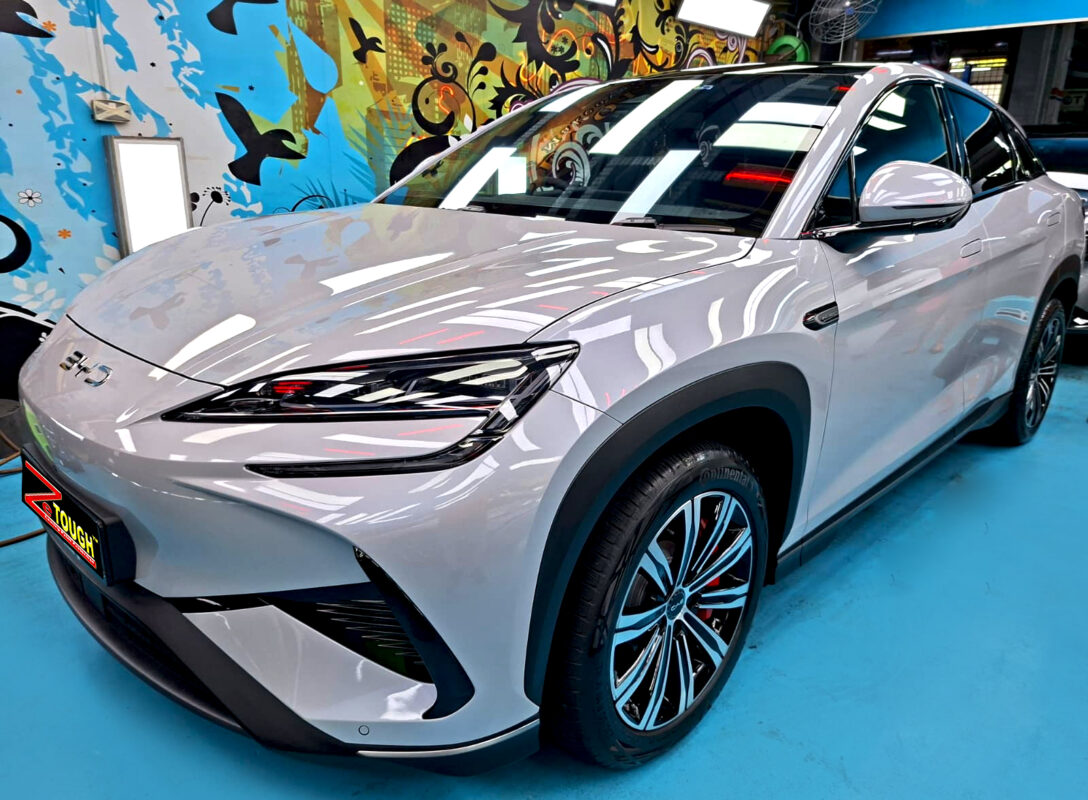 BYD Sealion 7, glossy after its ZeTough Ceramic coating.