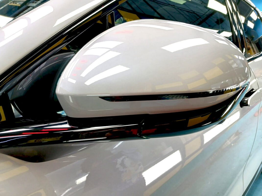 Side panel of the BYD Sealion 7 with the titanium finish locked in.