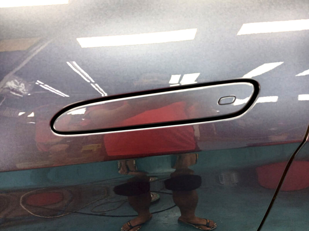 The coated paintwork of the BYD Sealion 7, clean and sharp.