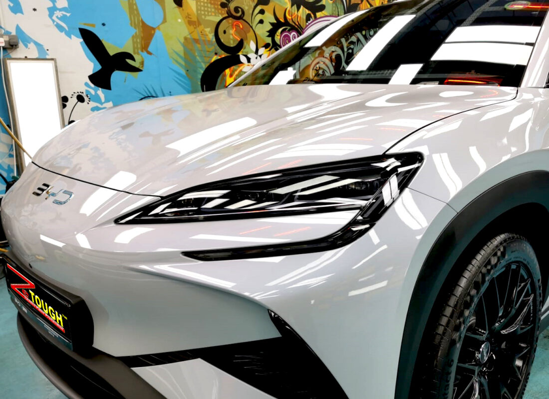 The BYD Sealion from a side angle after the titanium coating.