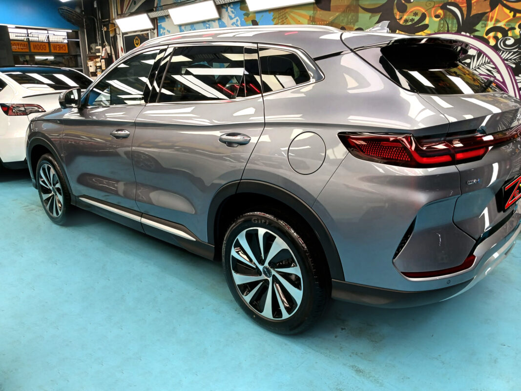Rear quarter of the BYD Sealion, glossy and protected.