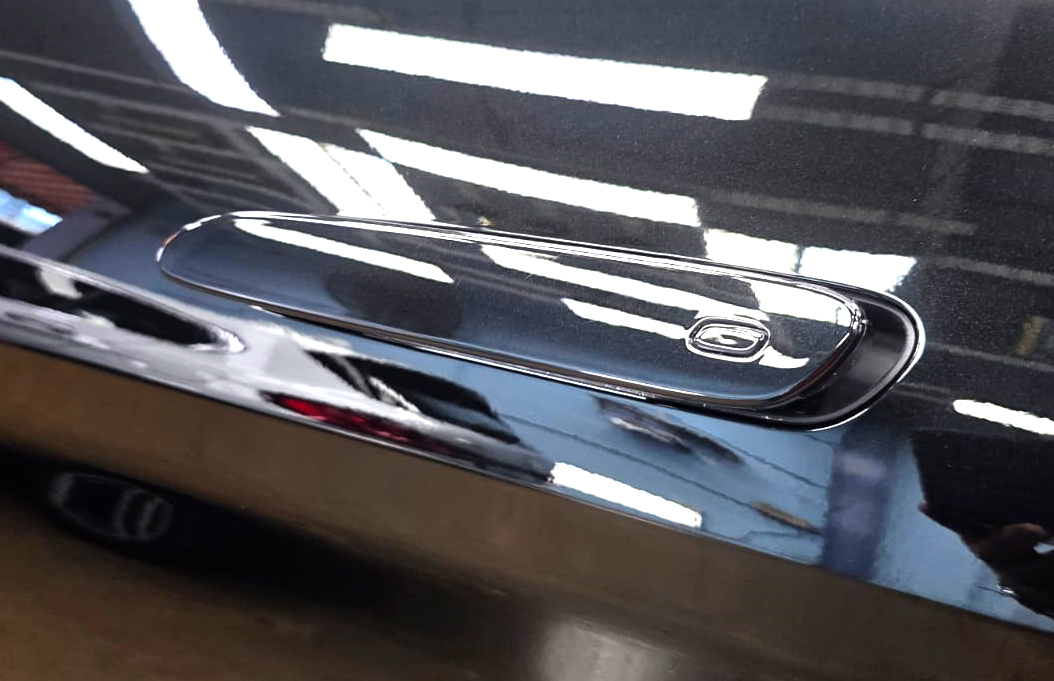 Side panel of the BYD Sealion 7 with the titanium finish locked in.