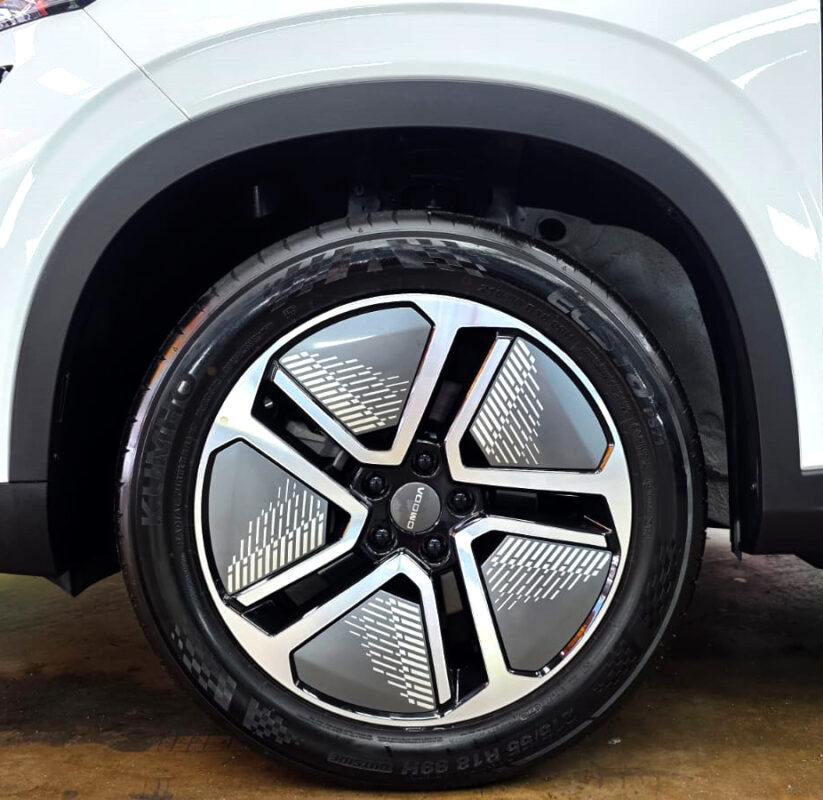 The Chery Omoda E5 with its fresh, coated finish.