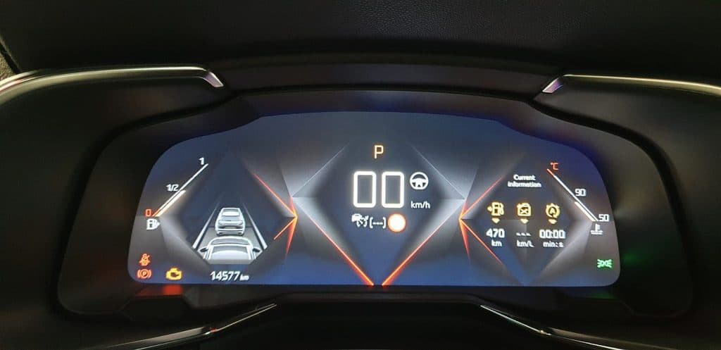 Side panel of the Citroen DS7 Crossback with the ceramic finish locked in.