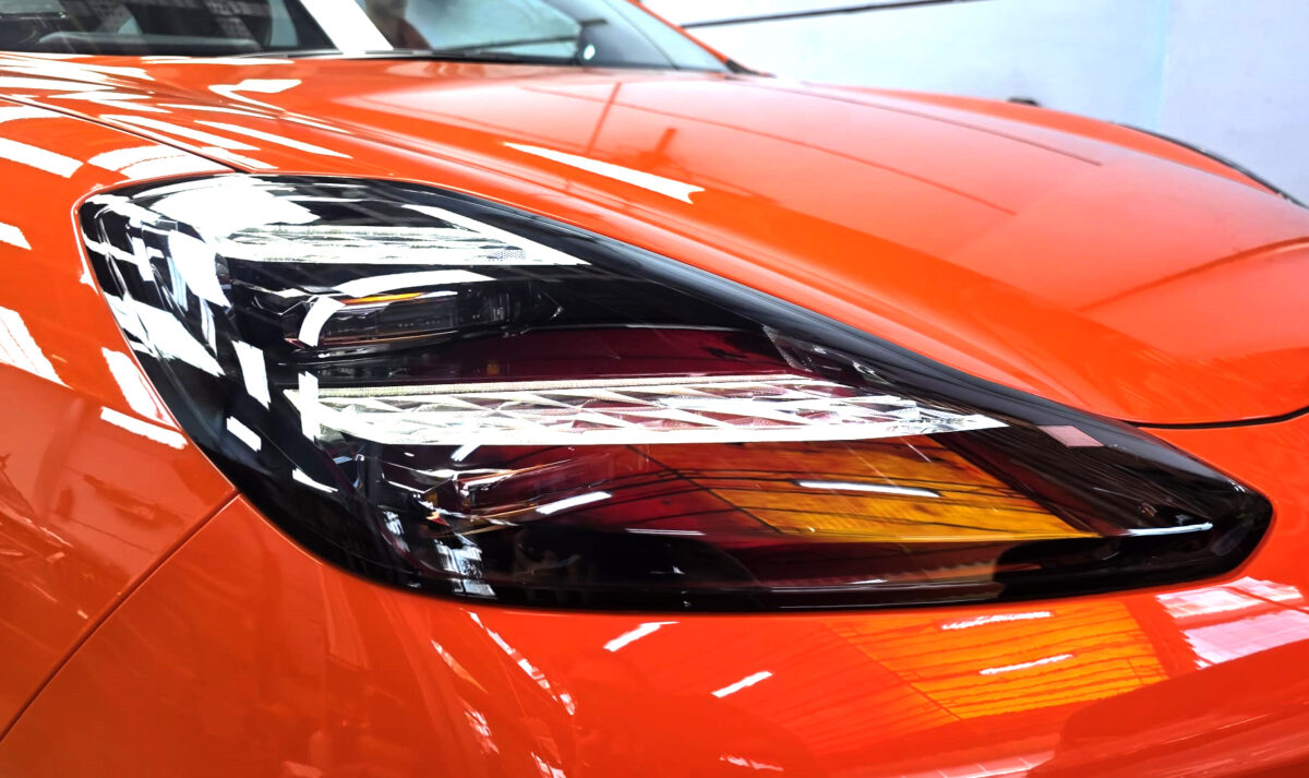 Glossy bodywork of the GAC Aion Hyptec after coating.