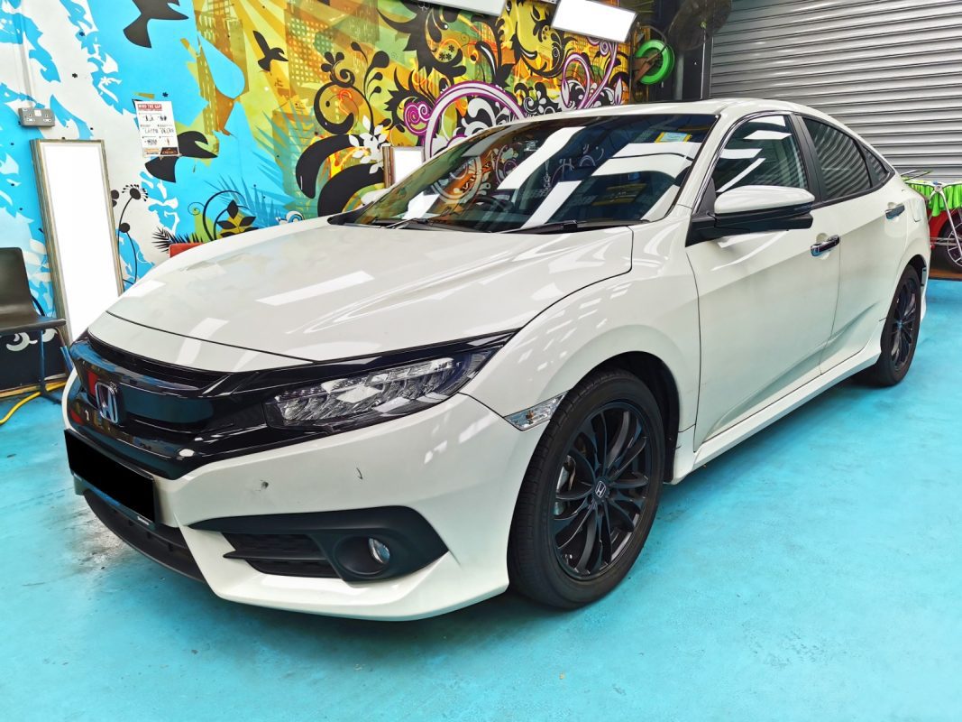 The Honda Civic as it arrived at Revol Carz before the respray.