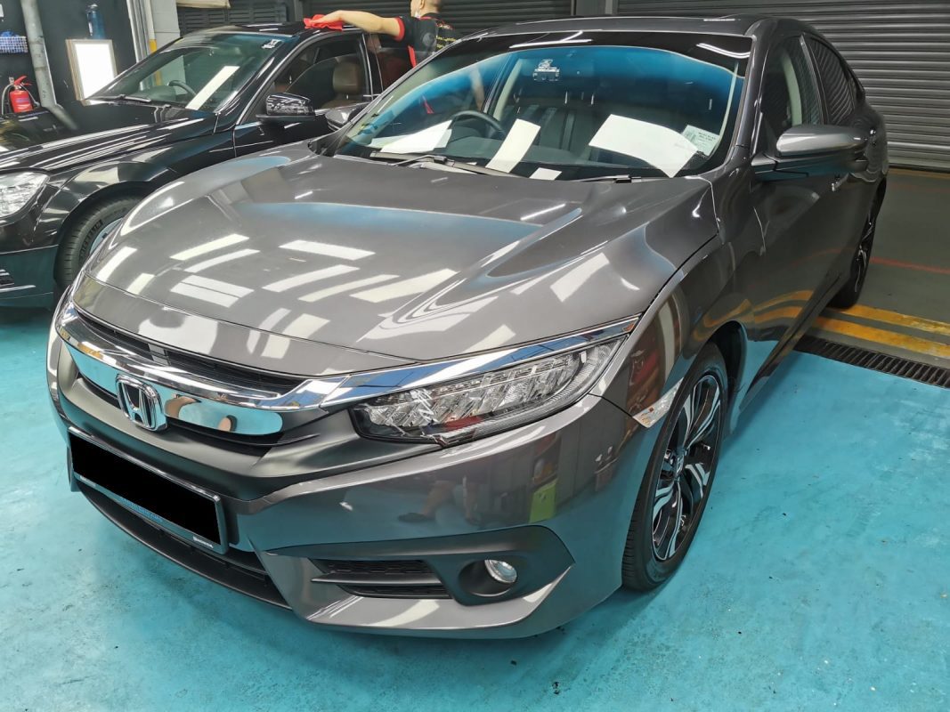The Honda Civic as it arrived at Revol Carz before the respray.