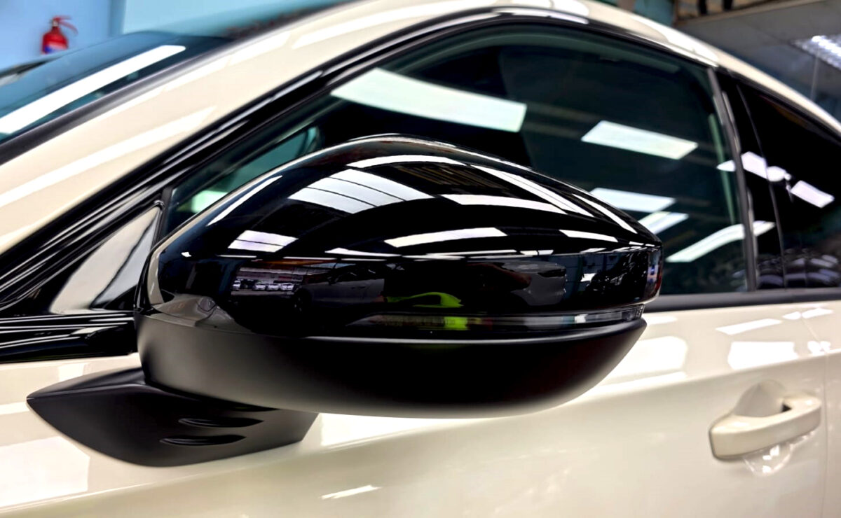Side panel of the Honda Civic with the titanium finish locked in.
