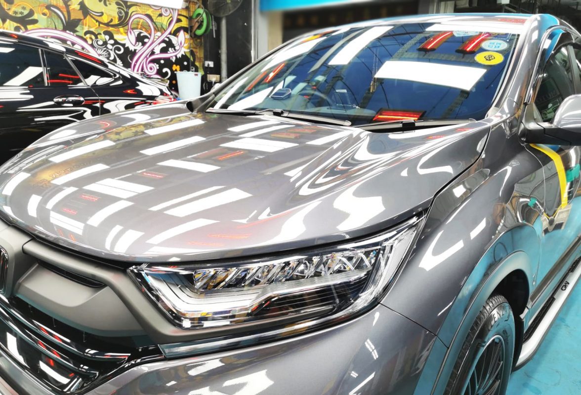 The Honda CR-V from a side angle after the ceramic coating.