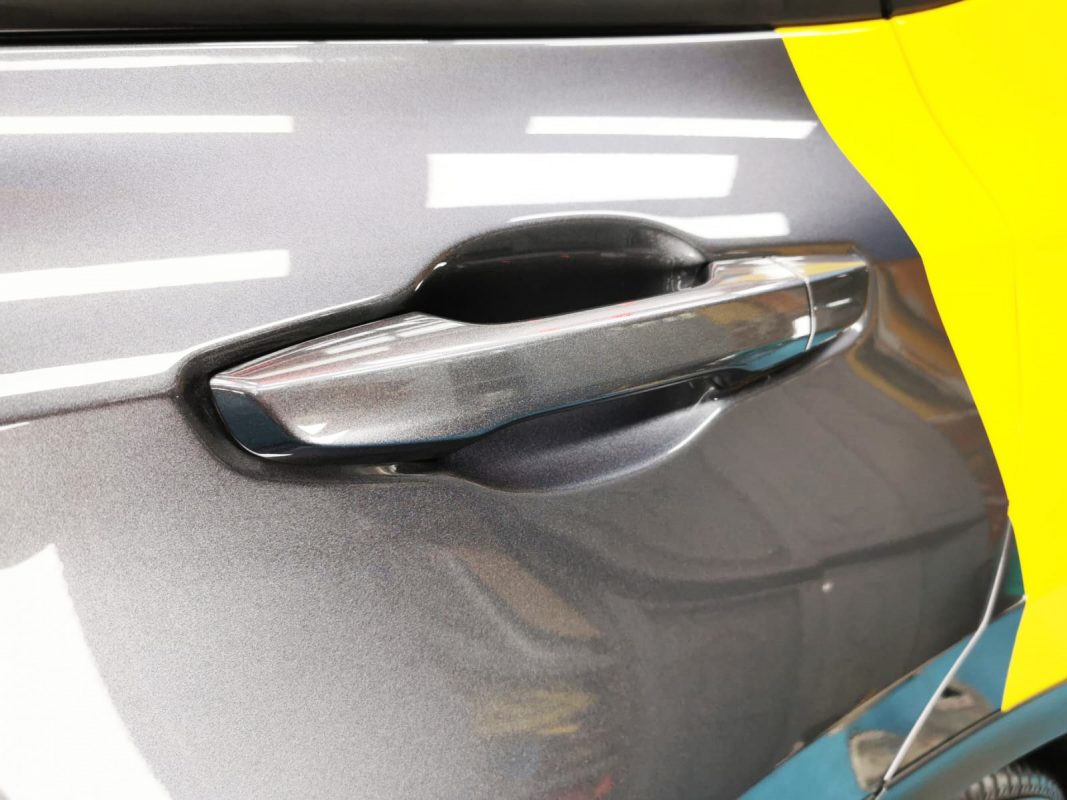 Front three-quarter view of the Honda CR-V after coating.