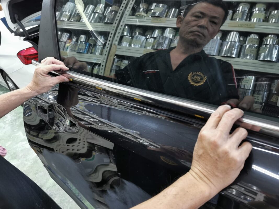 Trim and components removed from the Honda CR-V during strip-down.