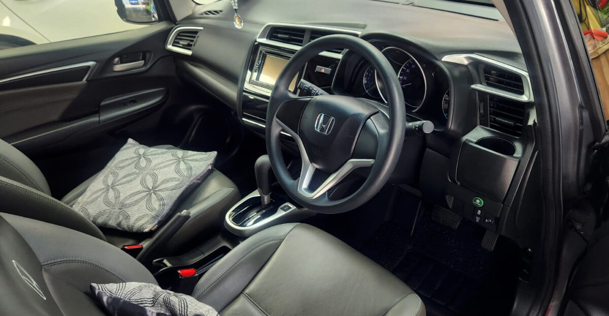 Front three-quarter view of the Honda Fit after coating.