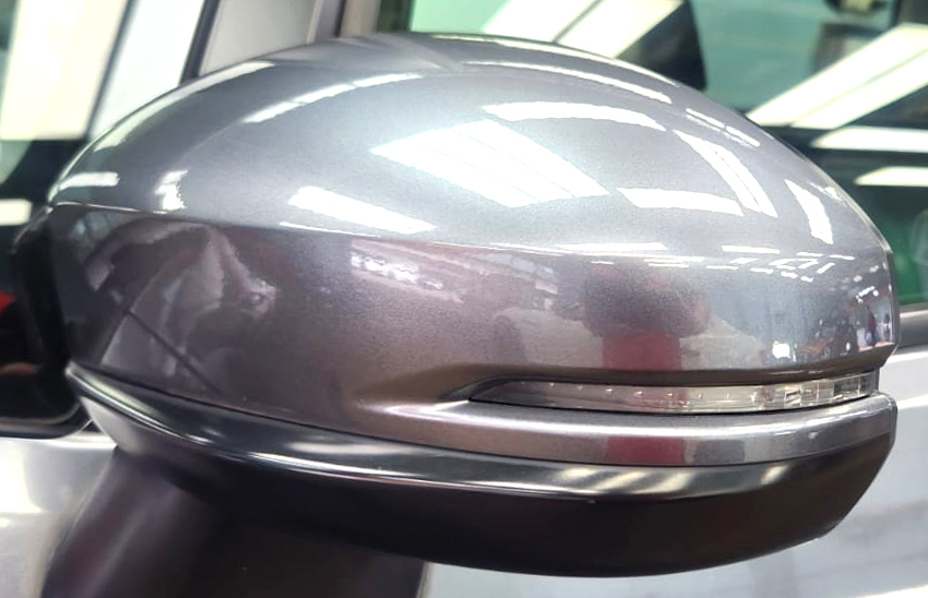 Side panel of the Honda Fit with the ceramic finish locked in.