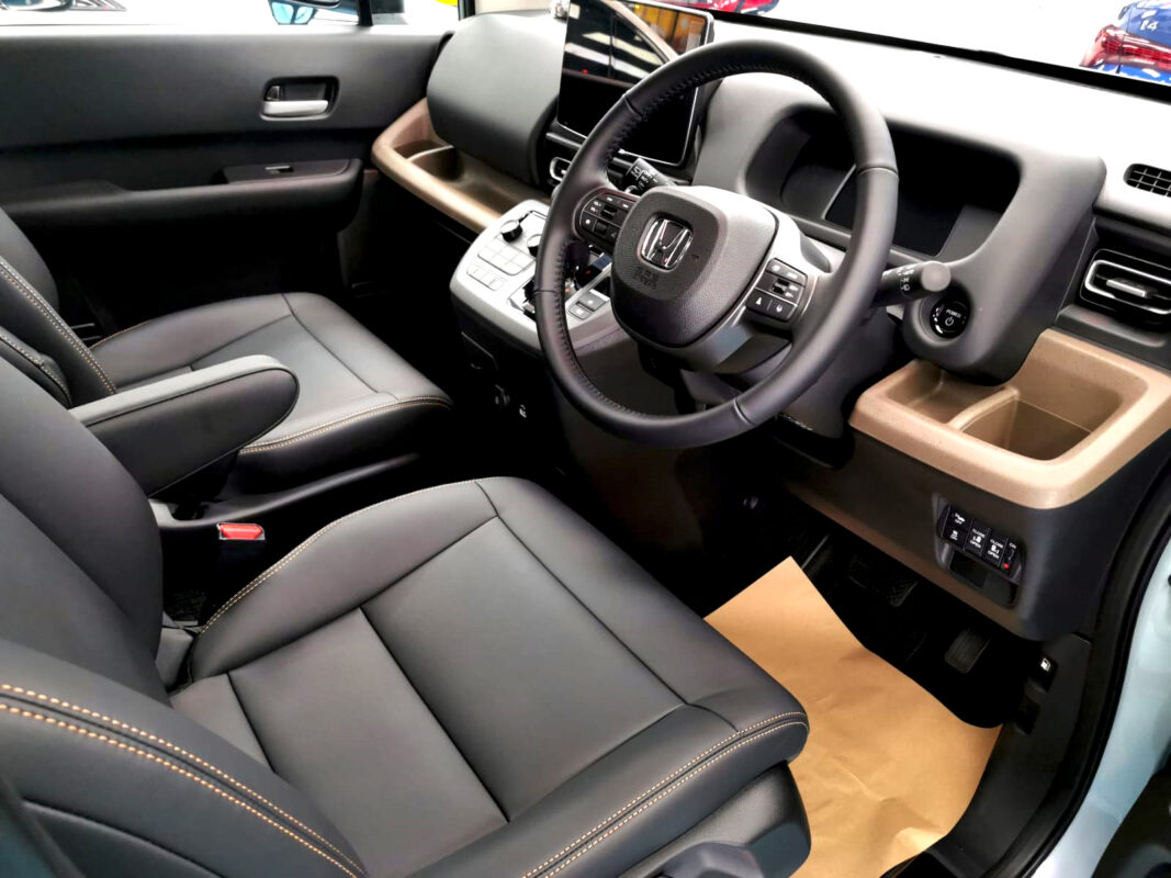 The Honda Freed's protected, high-gloss finish.