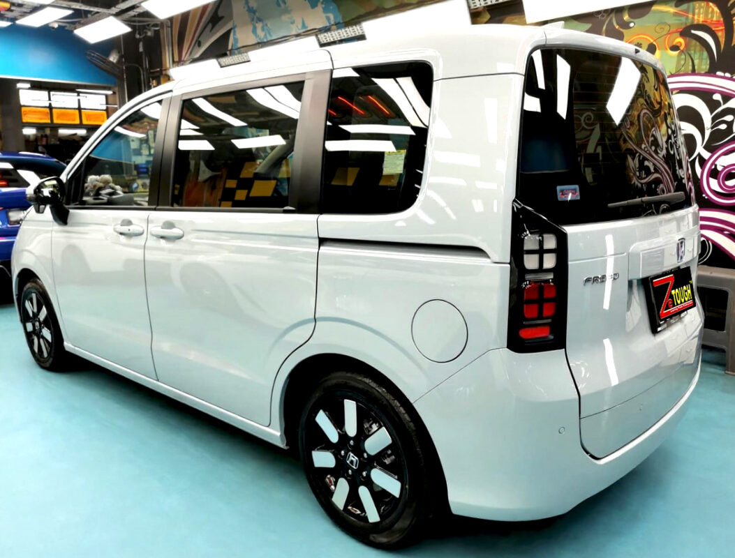 The Honda Freed after its ZeTough coating.